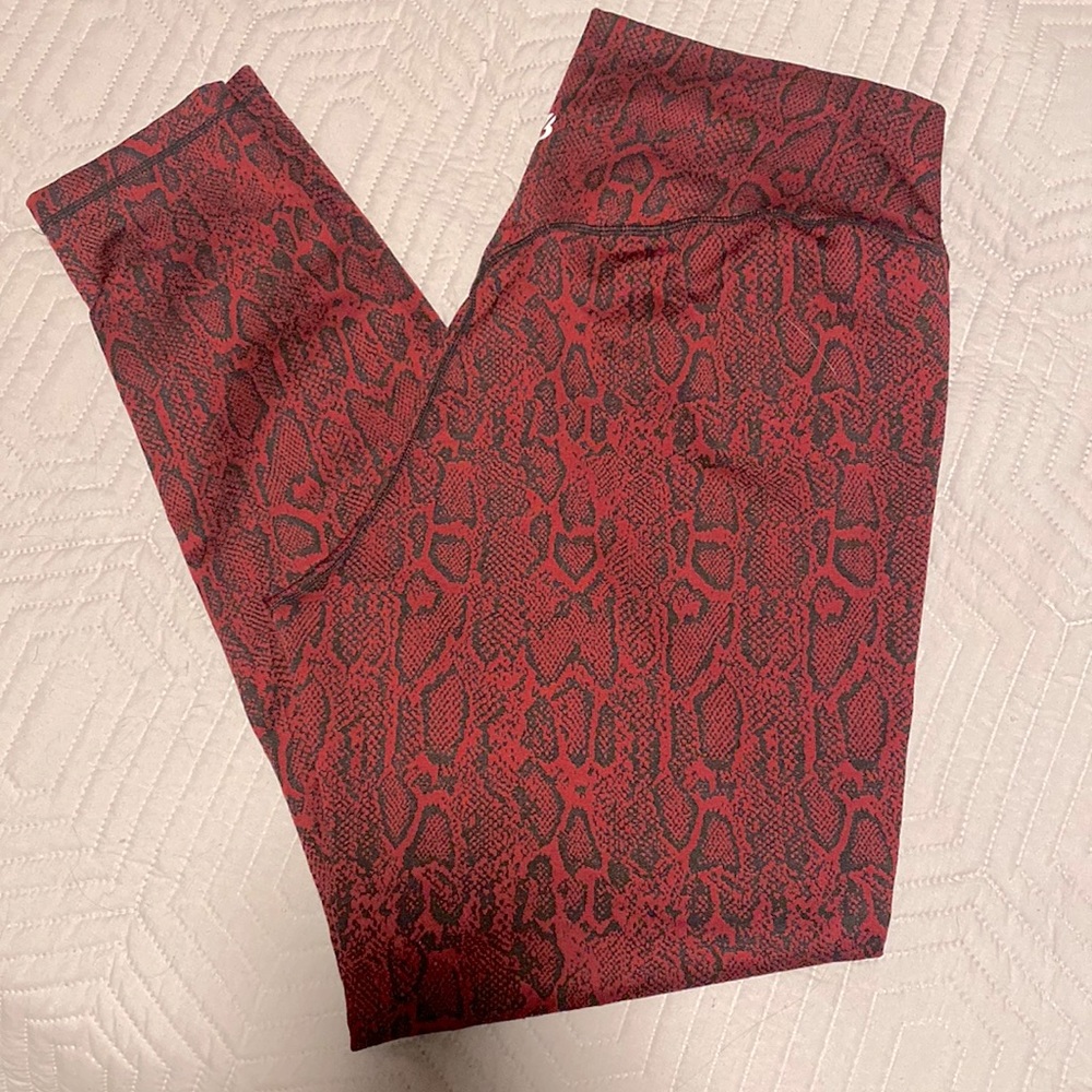 Size XXL BuffBunny Red Snakeprint Leggings